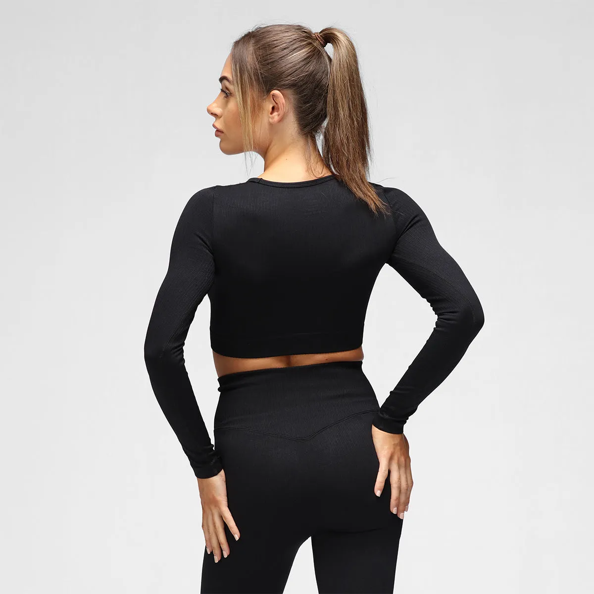 Black Ribbed Seamless Long Sleeved Crop Top